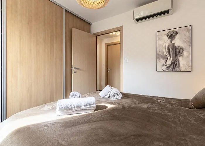 Clos Vignola By Interhome