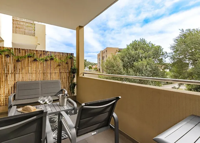 Clos Vignola By Interhome *